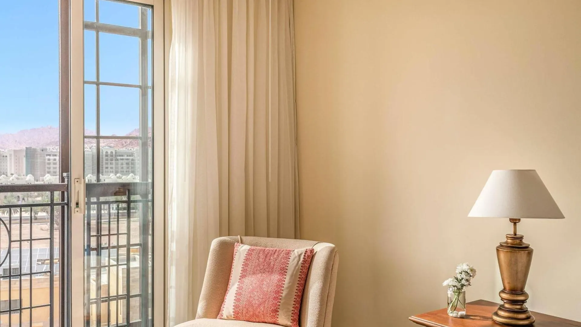 Moevenpick Resort & Residences Акаба 5*,  Иордания