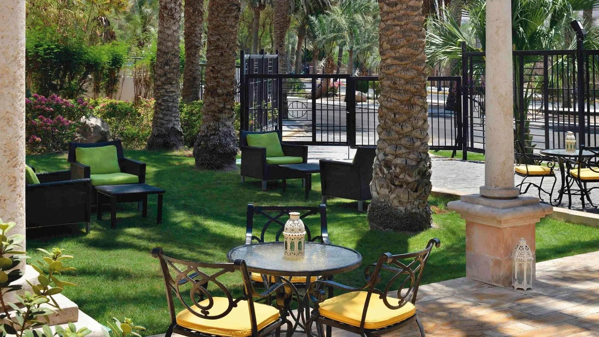 Moevenpick Resort & Residences Акаба