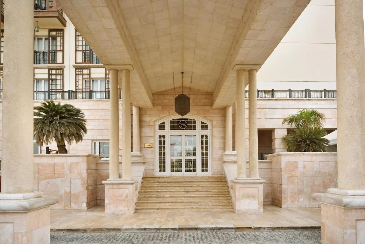 Moevenpick Resort & Residences Aqaba