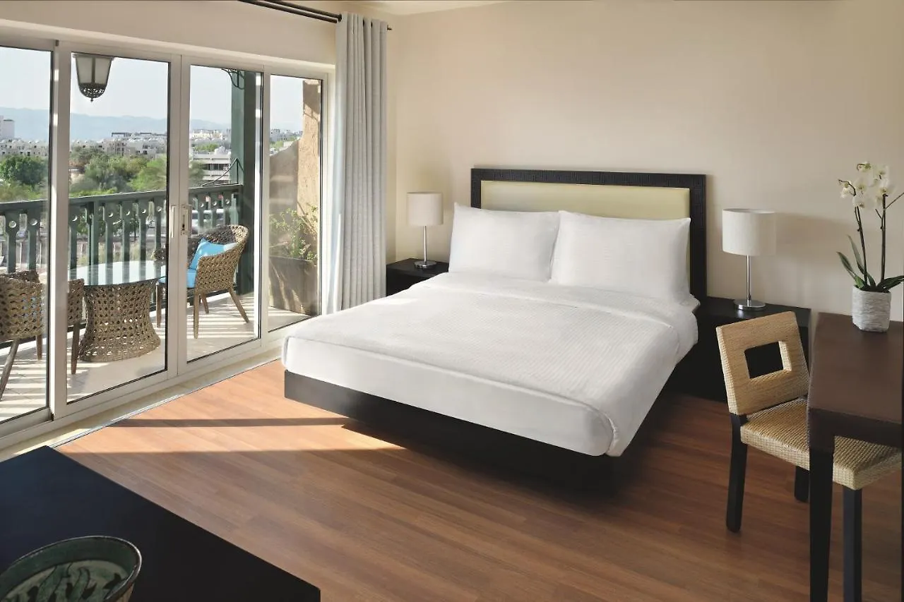 Moevenpick Resort & Residences Акаба
